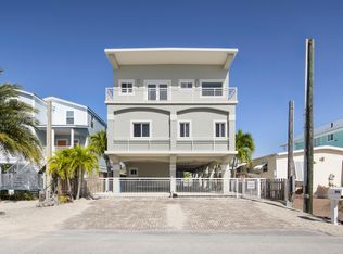 1515 Aqueduct Ln, Key Largo, FL 33037