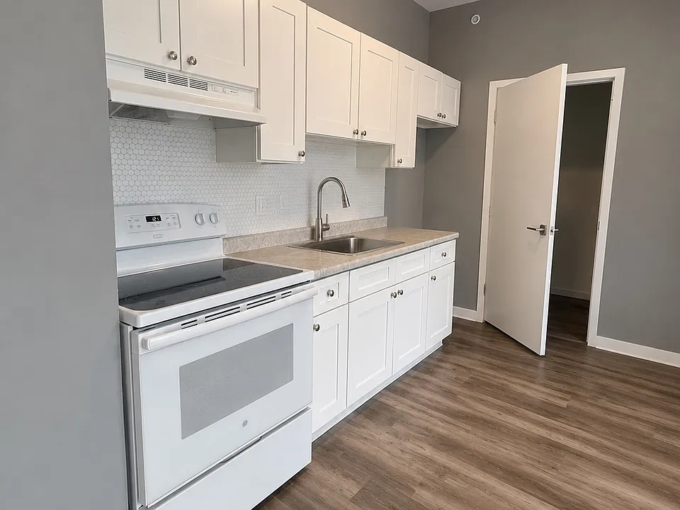 209-211 Governor St
