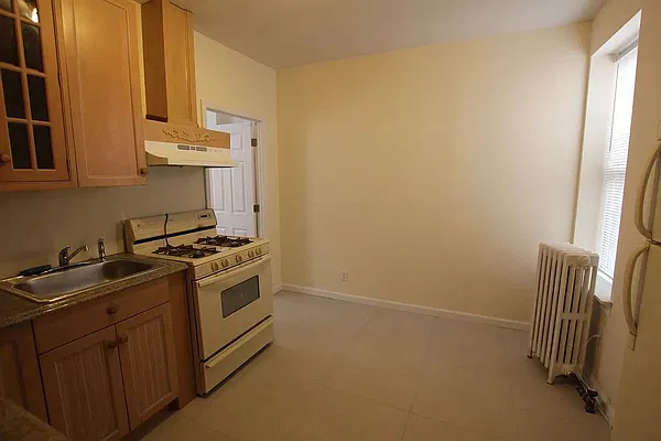 Rented by Compass | media 6