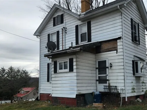 393 Walnut Ave, Hunker, PA 15639