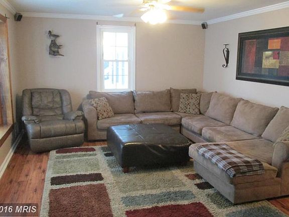 2nd image of 10 Vista Ave
