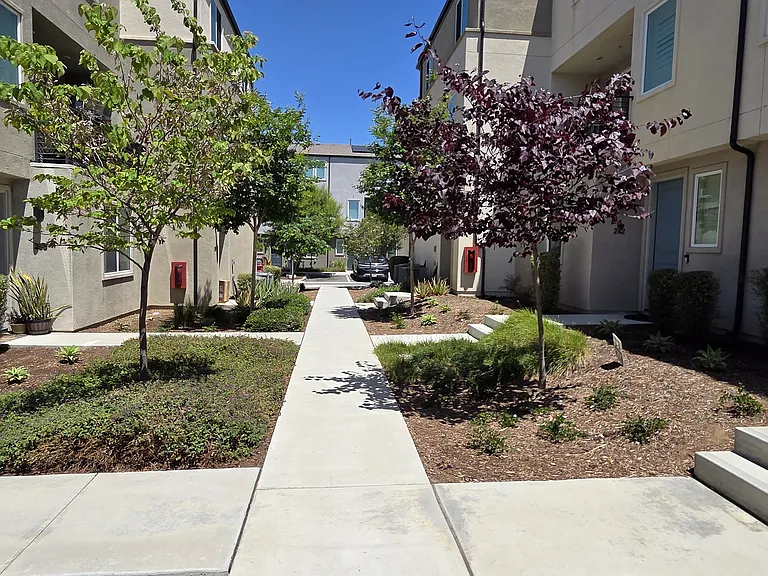 5280 Beachfront Cv #240 — Photo 25