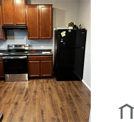 3 bed, 2038 sqft, $2,340 — Photo 2