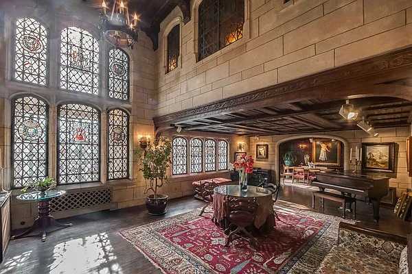 Sold by Nest Seekers International | media 19