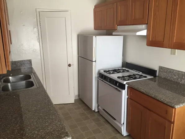 2216 H St #A, Sacramento, CA 95816