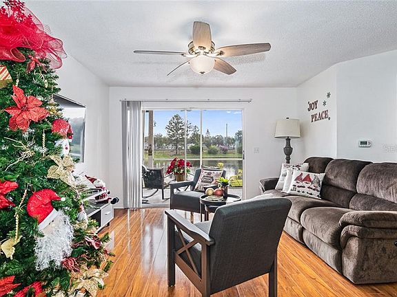 3rd image of 10114 Winsford Oak Blvd APT 504