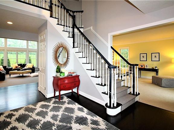 2nd image of 18 Tamarron Way