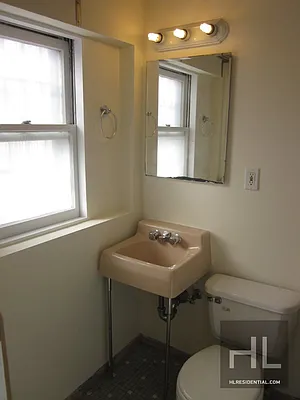 Rented by Highline Residential | media 22