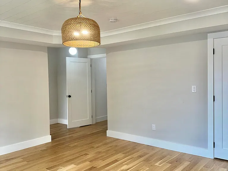 169 Chelsea Ave — Photo 14
