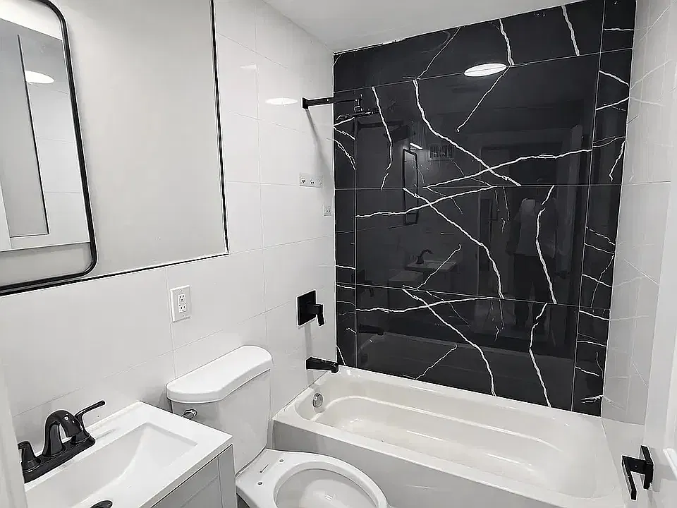 3 bed, $2,250 — Photo 3