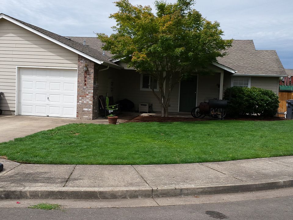 2nd image of 1264 Delores Ct