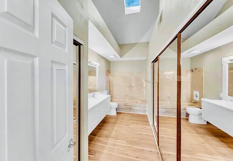 930 E Primrose St #4 — Photo 6