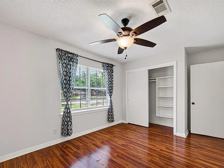 5114 Beechnut St — Photo 18