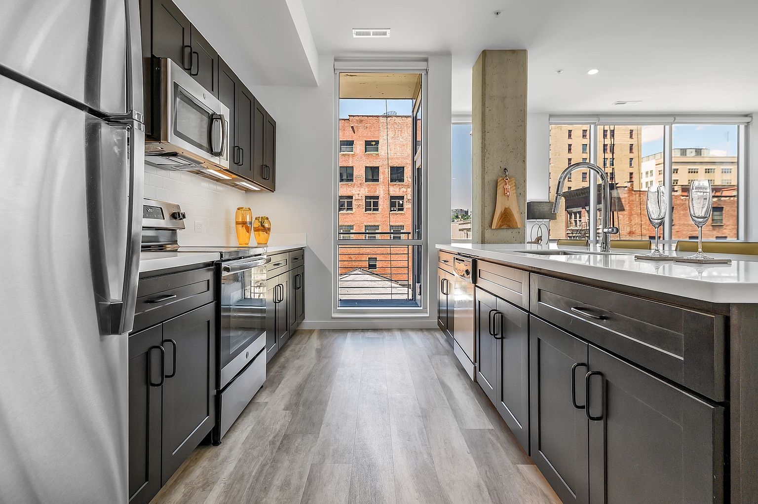 The Blonde Apartment Rentals Cincinnati Oh Zillow