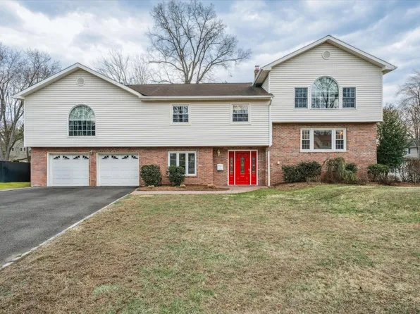 14 Pinchbrook Dr, Florham Park Boro, NJ 07932