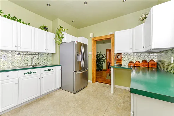 Sold by ERA Top Service Realty, Inc. | media 8