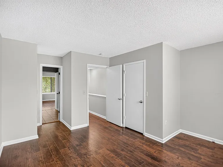 8471 Yadkin Cir #F — Photo 16