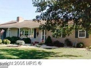 18341 Woodside Dr, Hagerstown, MD
