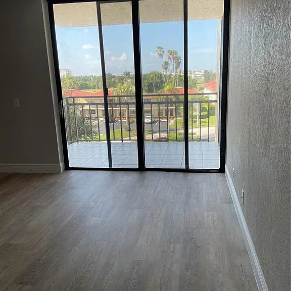 6177 Sun Blvd #405 — Photo 5