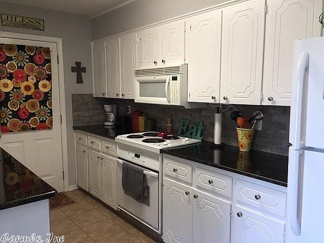 2nd image of 134 Pecan Valley Dr