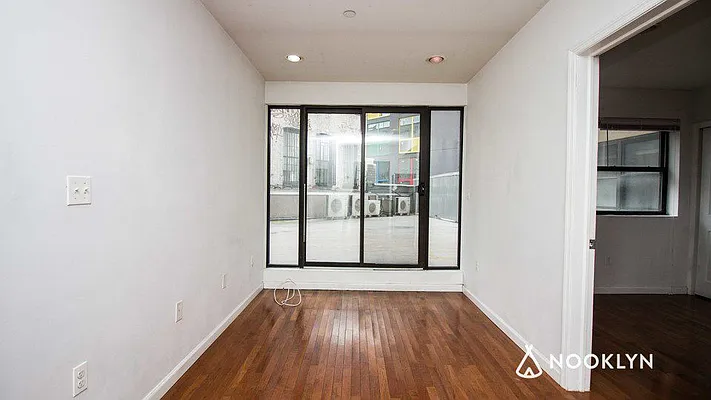 Rented by Nooklyn NYC LLC | media 37