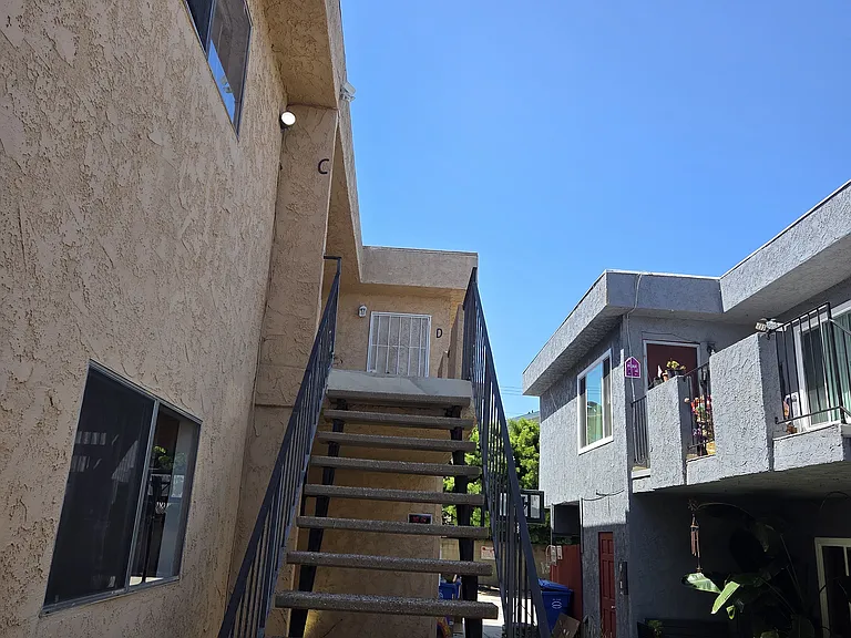 2210 Nelson Ave #D — Photo 17