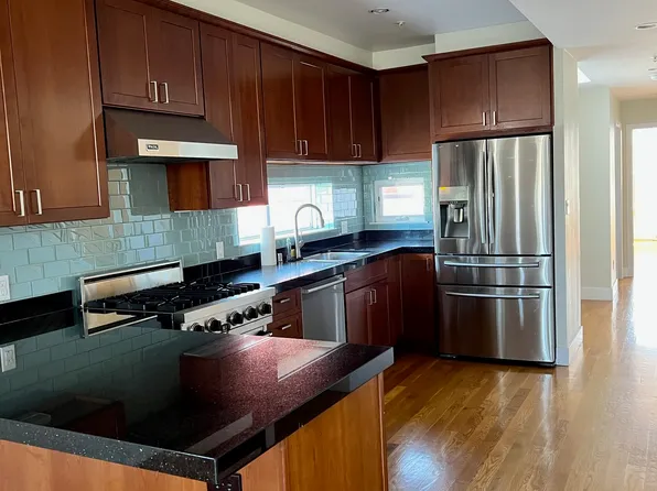 1070 Capp St APT 3, San Francisco, CA 94110
