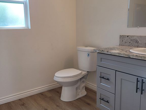 5th image of 8746 1/2 Dalton Ave