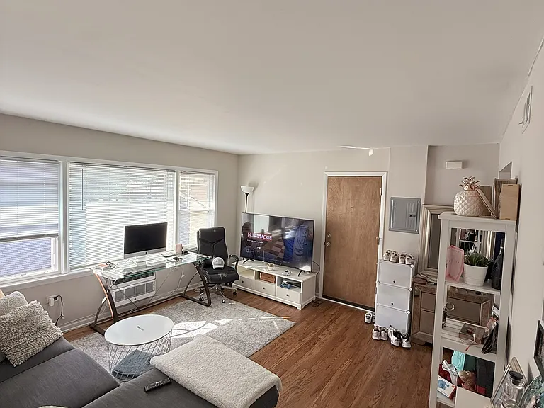 733 Dulles Rd #F — Photo 13