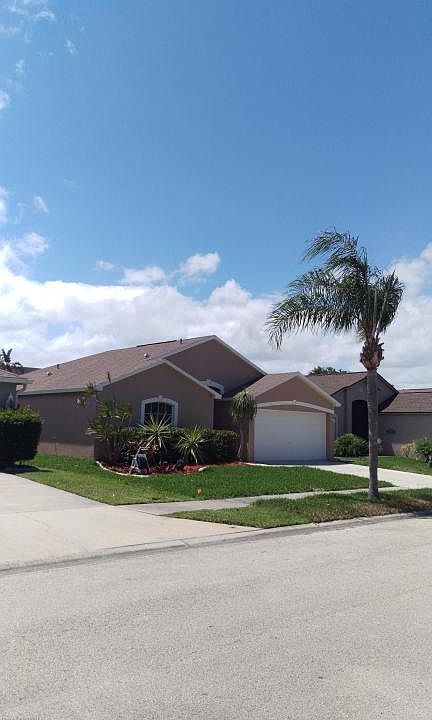 1st image of 2427 Deercroft Dr