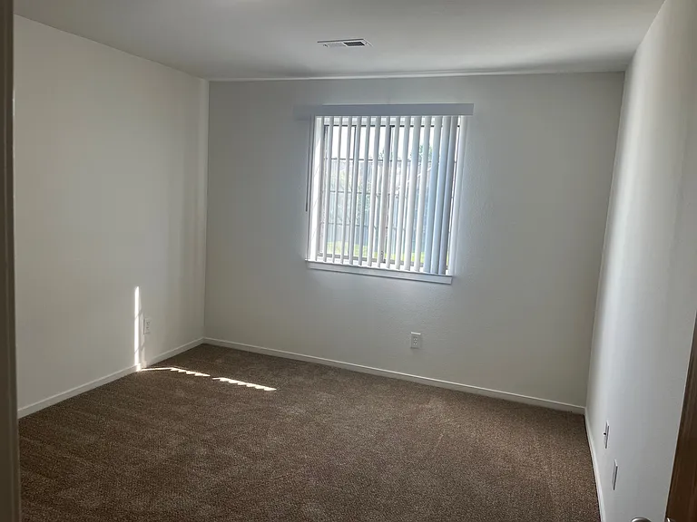 Thornridge Apartments — Photo 113