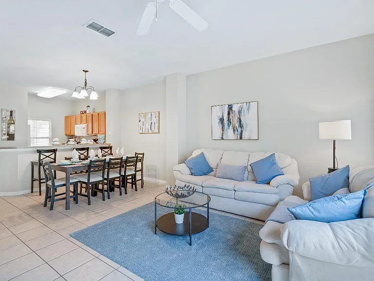3124 Yellow Lantana Ln — Photo 3