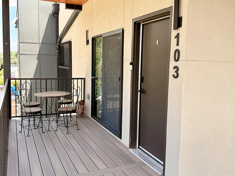 200 W Gregory Blvd #103 — Photo 16