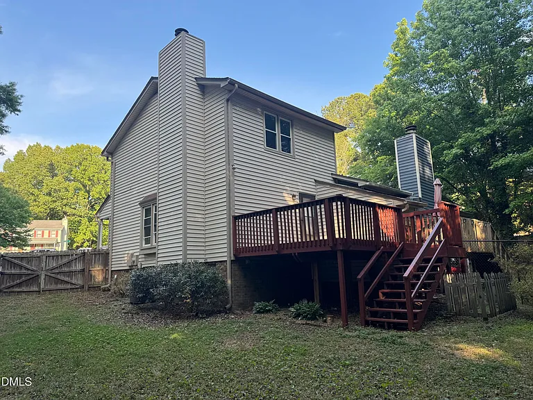 4200 Bertram Dr — Photo 15