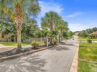 16189 Tarpon Dr #39, Pensacola, FL 32507