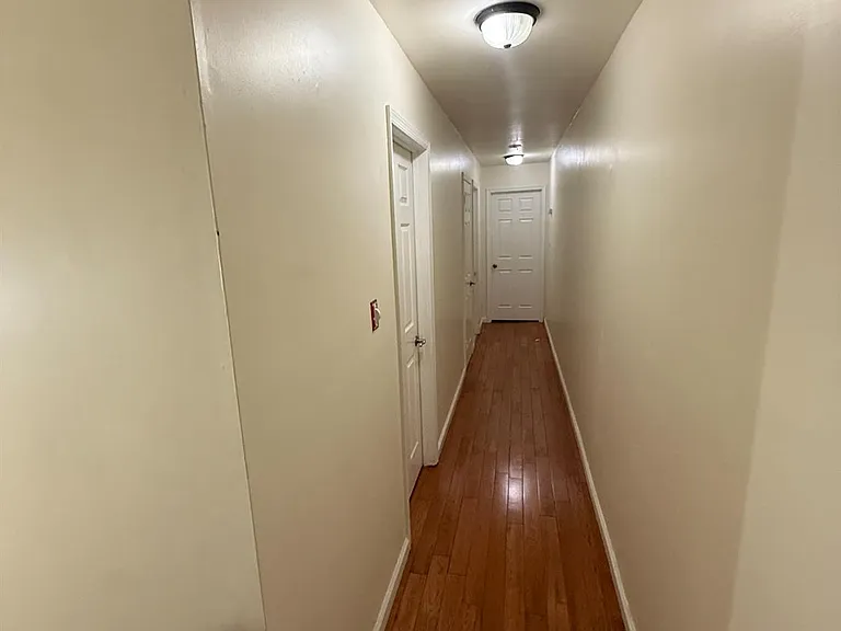 6 Boyard Ct #6 — Photo 4