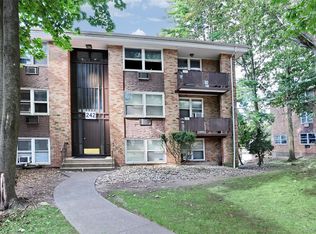 242 Kearsing Parkway #D, Monsey, NY 10952