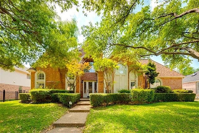 1st image of 4904 Queensbury Way E