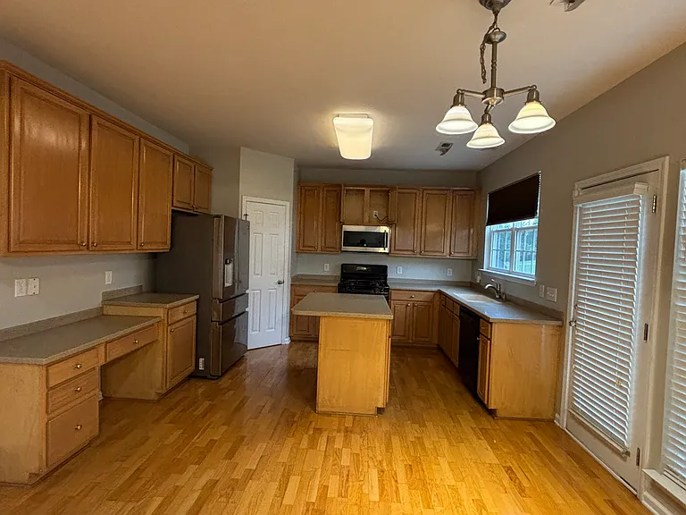 Close up of the Kitchen, All appliance have been replaced. Its new appliance now.