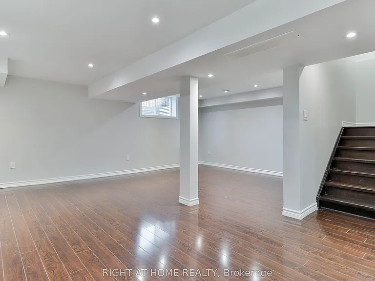 186 Cosgrove Dr #BASEMENT — Photo 12