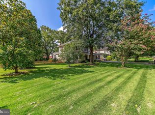 9114 Main St, Manassas, VA 20110