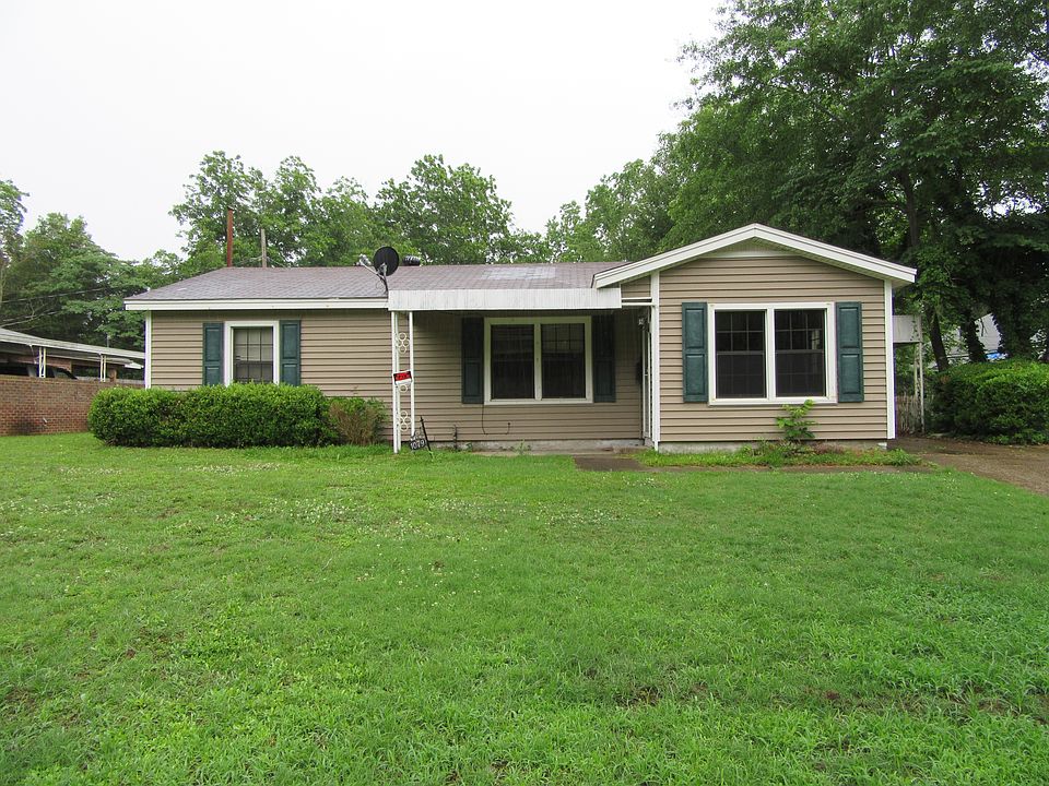 1st image of 1079 McDonald St