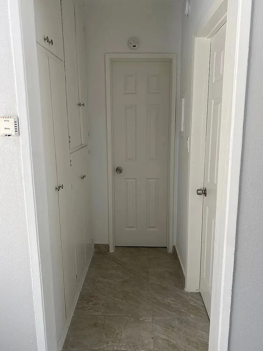 1 bed, 830 sqft, $1,595 — Photo 2
