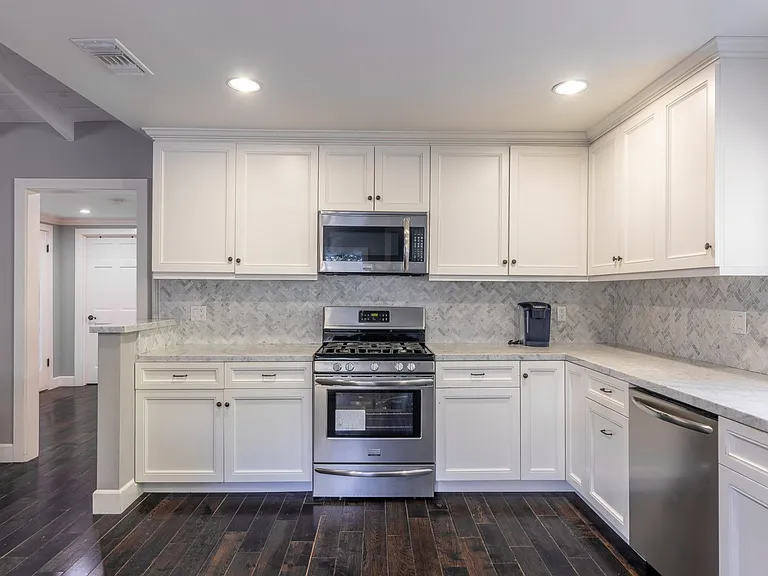 2021 Orchard Ln #A — Photo 8