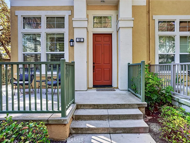 53 Sheridan Ln — Photo 6