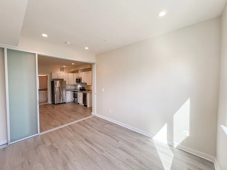 845 Upshur St NW — Photo 7