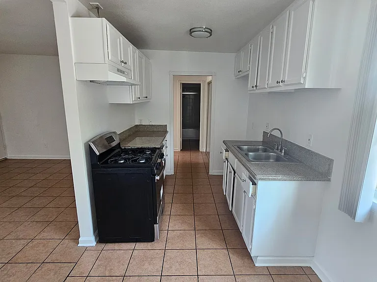Saticoy Place — Photo 11