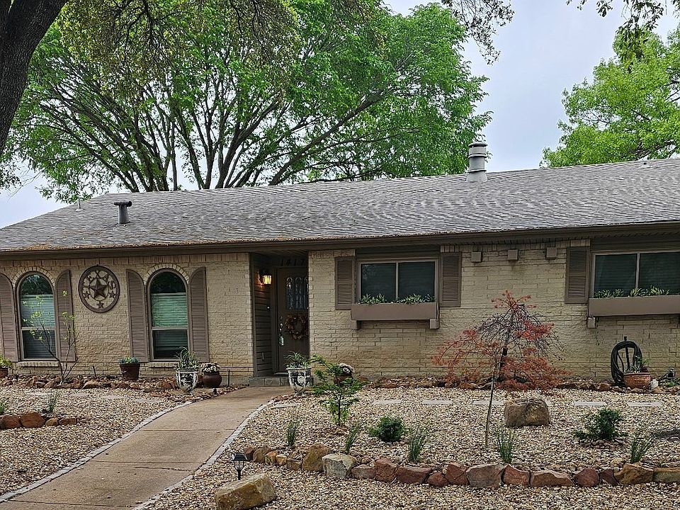 1st image of 1417 Yellowstone Dr