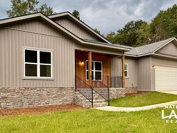 3rd image of 160 Wood Oak Cir