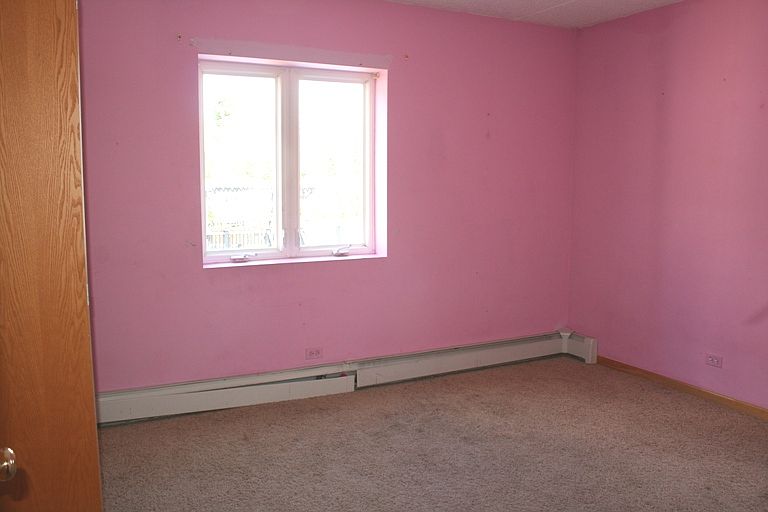 1st image of 3009 N Oriole Ave APT 204